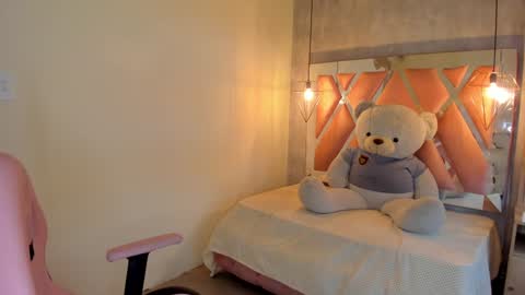   online show from 01-11-25, 09:36