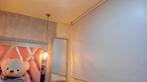   online show from 01-25-25, 01:10