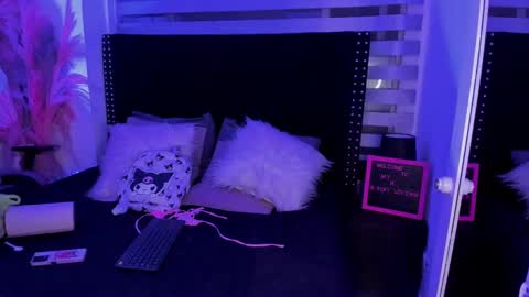 Sofia online show from 02-08-25, 07:04