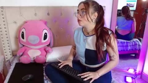 sofiimoon online show from 10-20-25, 11:32
