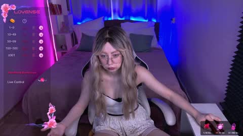 Sofia online show from 04-09-26, 02:11