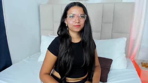 Snapshot of sofimalkova chatting on 01-27-25, 12:58 Sofi Malkova online show from 01-27-25, 12:58