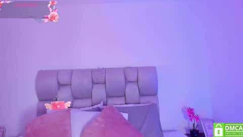 Snapshot of sofiscott_ chatting on 02-27-25, 02:00 Sofia online show from 02-27-25, 02:00