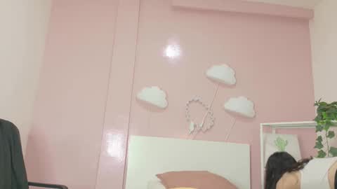 SOFITEEN  online show from 12-04-25, 11:30