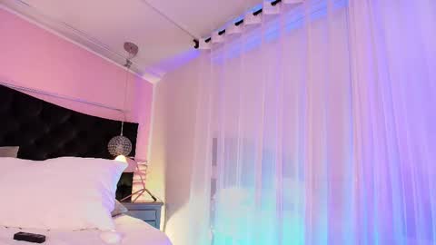 Sofi online show from 02-28-25, 02:42