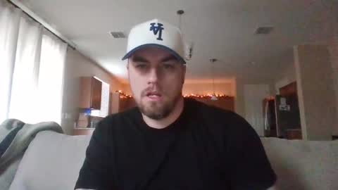 Snapshot of soft0ne chatting on 11-21-25, 03:33 soft0ne online show from 11-21-25, 03:33