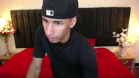 Cam and Amy online show from 03-31-26, 07:58