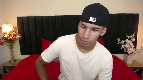 Cam and Amy online show from 04-01-26, 07:33