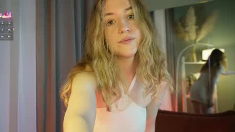 softdreamer_ online show from 11-05-25, 10:04