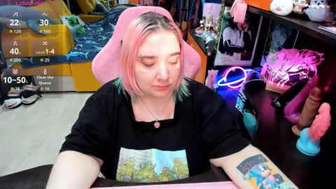 Sofie online show from 02-25-26, 04:33