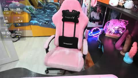 Sofie online show from 03-04-26, 02:50