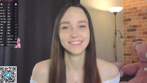 Elly online show from 11-10-25, 06:12