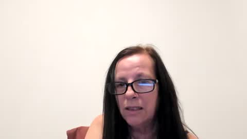 Soft Peach Goddess online show from 01-11-26, 05:34