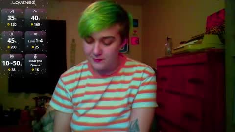 Snapshot of softtboyfriend chatting on 02-20-25, 01:25 Day online show from 02-20-25, 01:25