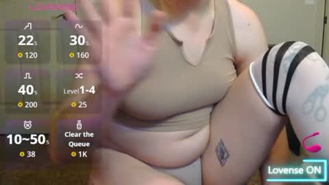 Snapshot of softtboyfriend chatting on 11-22-25, 04:55 Day online show from 11-22-25, 04:55