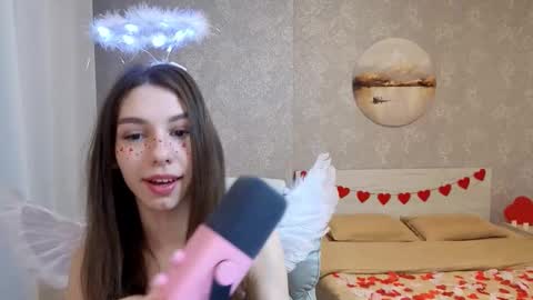 Snapshot of softwine chatting on 02-14-26, 03:20 Kelly online show from 02-14-26, 03:20