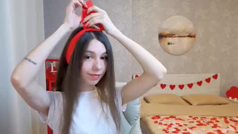 Snapshot of softwine chatting on 02-15-26, 12:14 Kelly online show from 02-15-26, 12:14