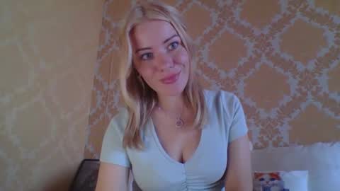 Snapshot of softy_aura chatting on 07-28-26, 02:13 softy_aura online show from 07-28-26, 02:13