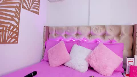   online show from 02-01-26, 04:33