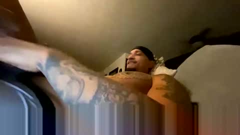 Snapshot of soharddr chatting on 01-04-25, 01:52 soharddr online show from 01-04-25, 01:52