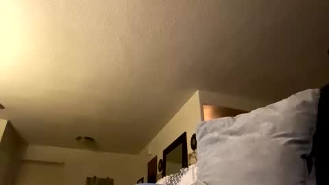 Snapshot of soharddr chatting on 09-28-25, 09:58 soharddr online show from 09-28-25, 09:58