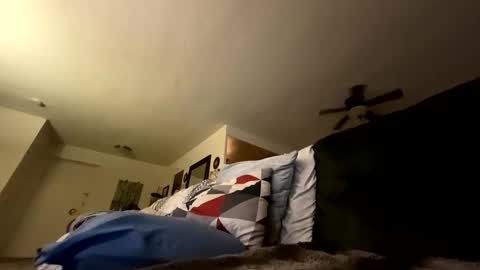 Snapshot of soharddr chatting on 10-03-25, 10:45 soharddr online show from 10-03-25, 10:45