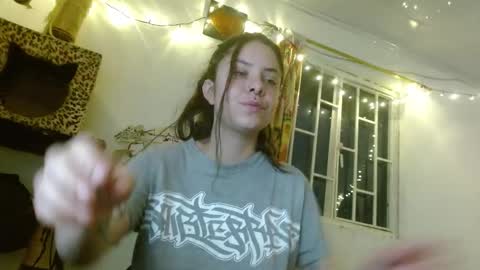 Sofia online show from 10-28-25, 12:36