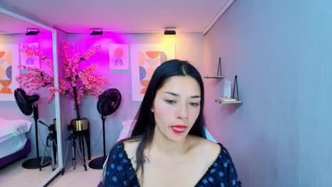 Sol.  online show from 01-09-26, 11:35