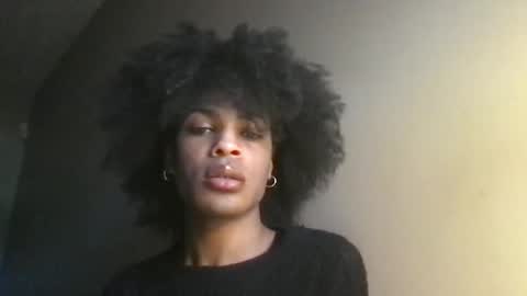 SolaceEve online show from 12-15-25, 06:56