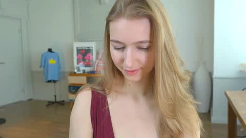 Bella online show from 01-31-25, 11:24