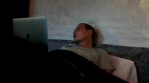 Alex Dixon online show from 12-02-24, 08:09