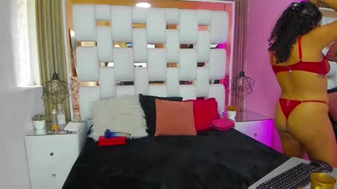 Snapshot of solevanss chatting on 03-01-25, 07:48 Sol Evans online show from 03-01-25, 07:48