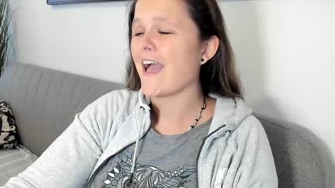 SomeonesDay online show from 12-04-25, 02:04