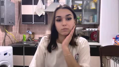 Hello My name is Jane  im new model here and little but shy but curious. online show from 12-01-25, 03:50