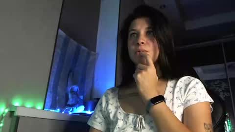 Anna online show from 10-19-25, 06:52