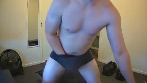 Snapshot of somethingsexysam chatting on 01-05-25, 06:13 Edging Sam JOI online show from 01-05-25, 06:13