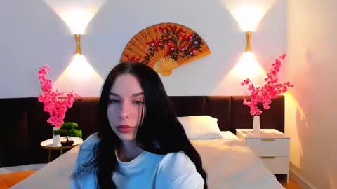 Snapshot of sonataray chatting on 02-21-26, 03:02 Catherine online show from 02-21-26, 03:02