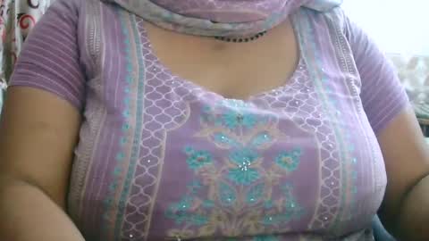 Snapshot of soni88888 chatting on 12-09-24, 11:47 soni88888 online show from 12-09-24, 11:47