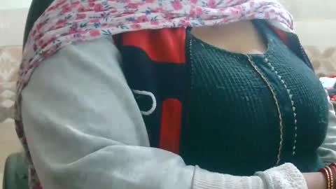 Snapshot of soni88888 chatting on 12-29-24, 01:17 soni88888 online show from 12-29-24, 01:17