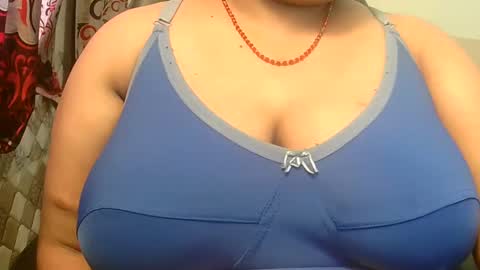 Snapshot of soni88888 chatting on 02-16-25, 05:26 soni88888 online show from 02-16-25, 05:26