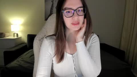 sonia_moon_ online show from 03-02-25, 01:26