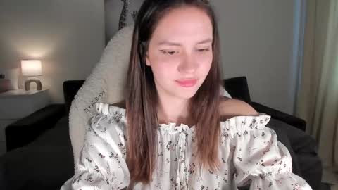 sonia_moon_ online show from 03-12-25, 05:35