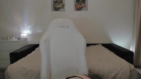 sonia_moon_ online show from 10-02-25, 02:29