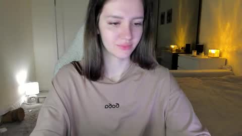 sonia_moon_ online show from 10-09-25, 03:04