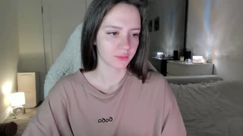 sonia_moon_ online show from 10-12-25, 02:32