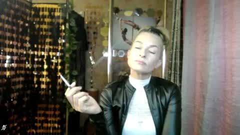 Snapshot of soniadance chatting on 07-28-26, 04:39 Sonia online show from 07-28-26, 04:39