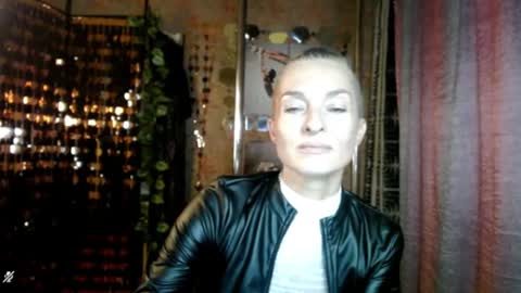 Snapshot of soniadance chatting on 07-28-26, 06:20 Sonia online show from 07-28-26, 06:20