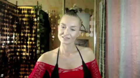 Snapshot of soniadance chatting on 07-30-26, 01:43 Sonia online show from 07-30-26, 01:43