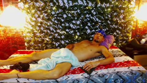 Snapshot of sonicj25_ chatting on 01-09-25, 07:52 SONIC online show from 01-09-25, 07:52