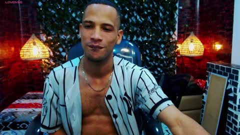 Snapshot of sonicj25_ chatting on 01-20-25, 12:25 SONIC online show from 01-20-25, 12:25